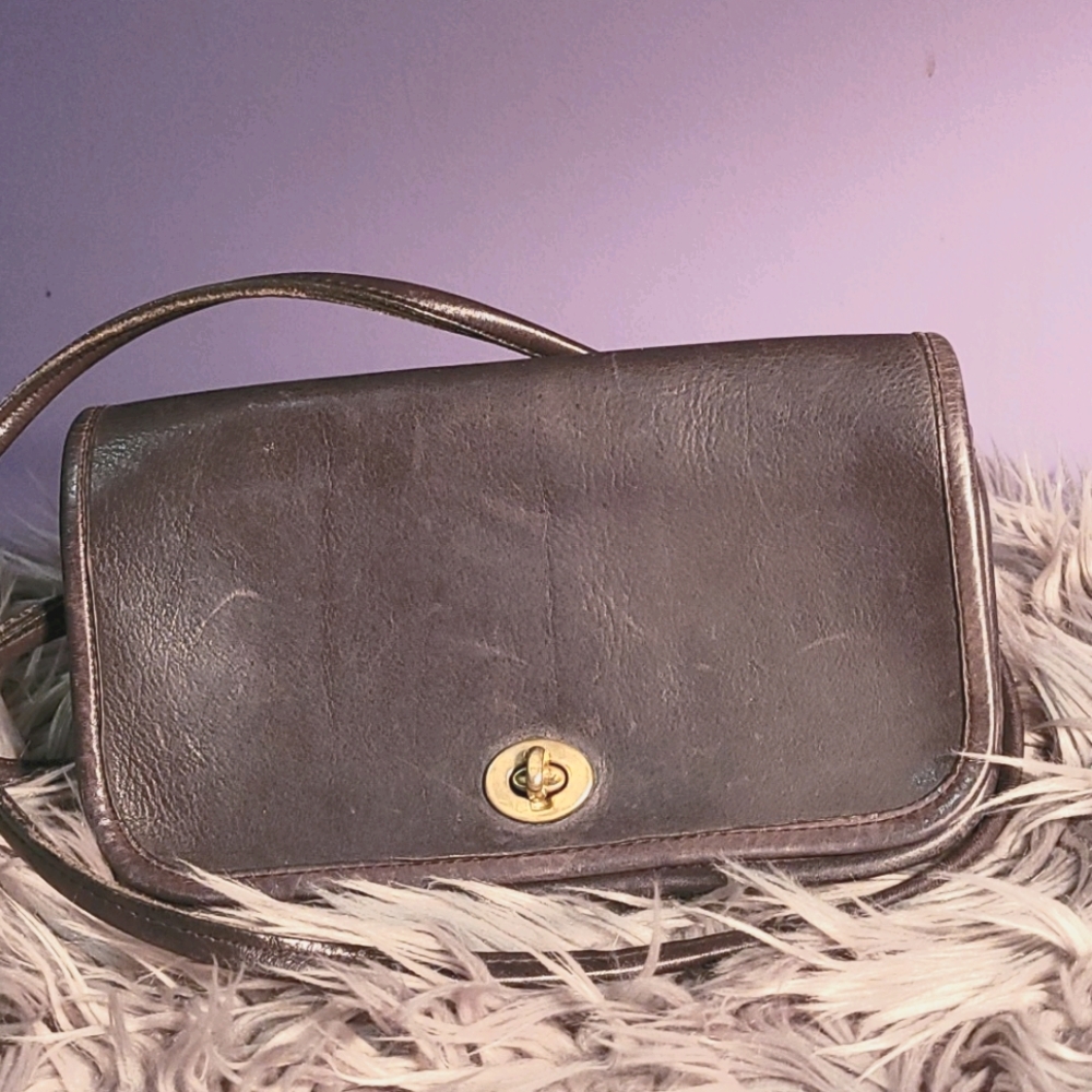 Small vintage coach crossbody dark brown black